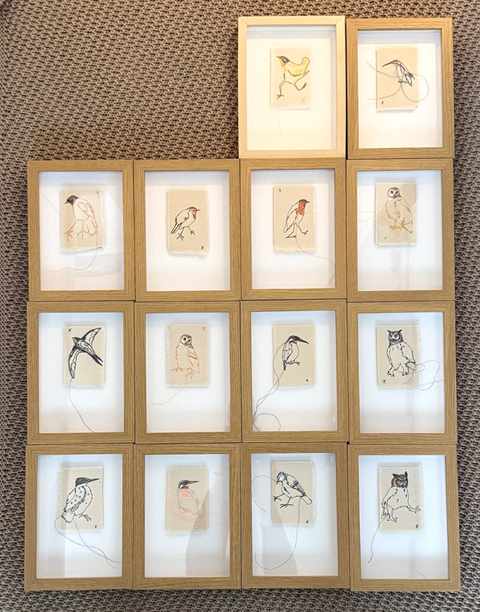 Judith Koning, Mini vogels, 65 euro, Gemengde techniek op linnen in baklijstje, 20x15x3 cm incl lijst