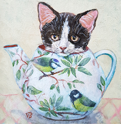 Vilma van den Berg, Zwart/wit kitten in theepot, 225 euro, Acryl op paneel in baklijstje, 20x20 cm