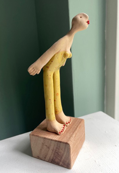 Kiki Demelinne, Zomers geel, 22, 120 euro, Keramiek, 22 cm