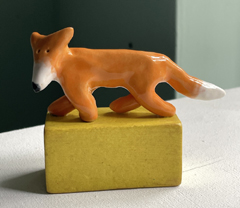 Kiki Demelinne, Vossie, 50 euro, Keramiek, 8x9x3 cm