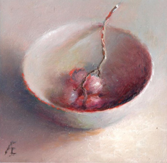 Anneke Elhorst, Schaaltje rode druiven, 240 euro, Olieverf op paneel zonder lijst, 12x12x3 cm