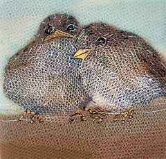 Nicole Ladrak, Twee musjes 1208, Textiel, 10x10 cm, €.65,-