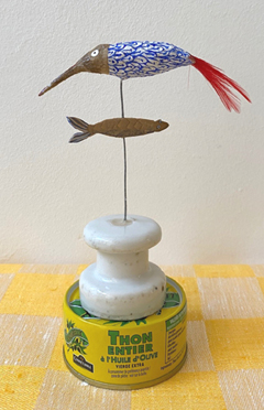 Tamar Rubinstein, Tonijnvogel, 95 euro, Gemengde techniek met deurknop en tonijnblikje, 16x10 cm