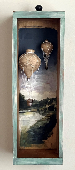 Antje Weber, Hot Air Balloons, 150 euro, Mixed Media in oude lade, 38x12x9 cm