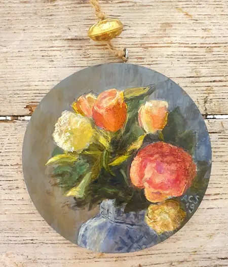 Aline Sprokkereef, Bloemen, Mixed media on wood, 13 cm, €.95,