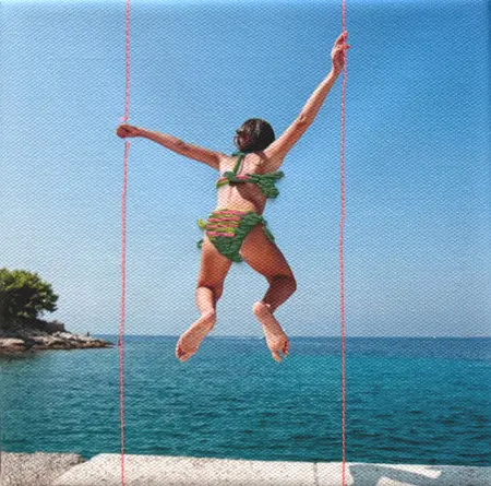 Annette van Waaijen, Jump 6, 245 euro, Photo on canvas with embroidery in frame, 15x15 cm