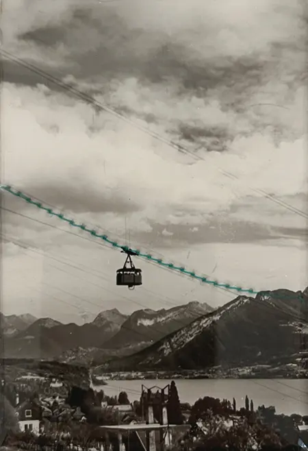 Annette van Waaijen, Kabelbaan, 65 euro, Mixed media on panel, unframed, 9x6 cm