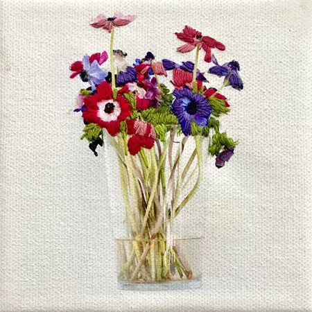 Annette van Waaijen, Ranonkels, 155 euro, Mixed media with photography and embroidery in wooden frame, 10x10 cm