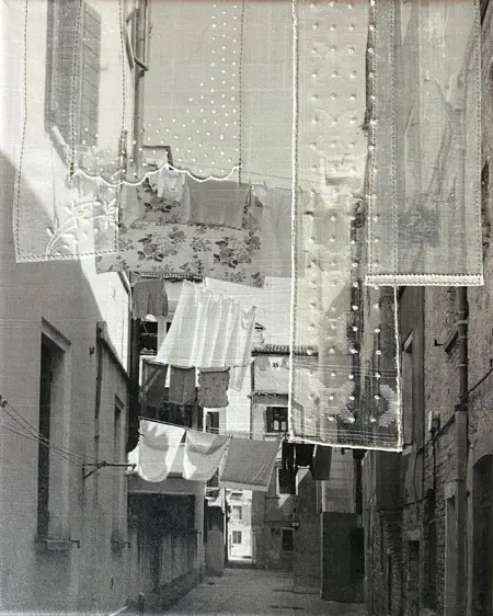 Annette van Waaijen, Venetie III, Mixed media with photo in wooden frame, 30x24 cm, €.395,-
