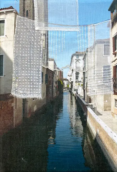 Annette van Waaijen, Witte was Venetie, 345 euro, Mixed media with photography and embroidery in wooden frame, 30x20 cm