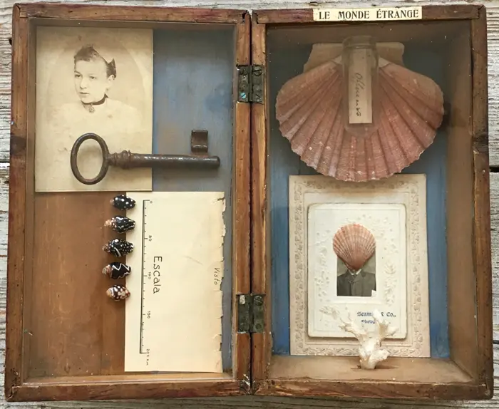 Antje Weber, I offer you a foreign world, Mixed media in old box, 24x20x6 cm, €.150,-