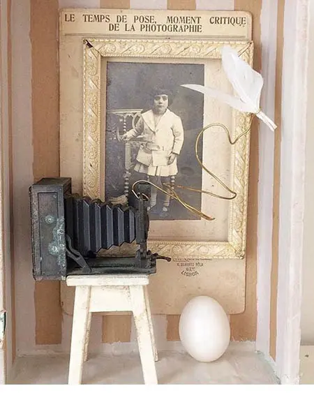 Antje Weber, Le temps pose, Mixed media in wooden box, 23x16 cm, €.130,-