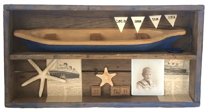 Antje Weber, Let's see the sea, Mixed media/collage in wooden box, 18x35x6 cm, €.150,-