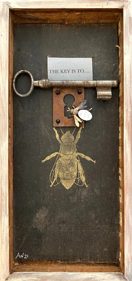 Antje Weber, The key is to be yourself, Mixed media in box, 28x13x2 cm, €.110,-