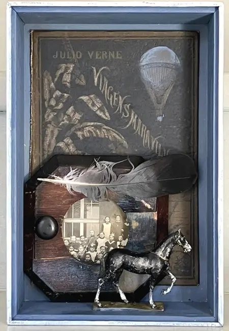 Antje Weber, Viagens Maravilhosas, 150 euro, Mixed media with antique lead horse, 15x22 cm