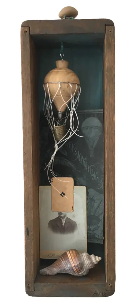 Antje Weber, Viagens Meravilhoas, Mixed media in old drawer, 36x11x10 cm, €.150,-