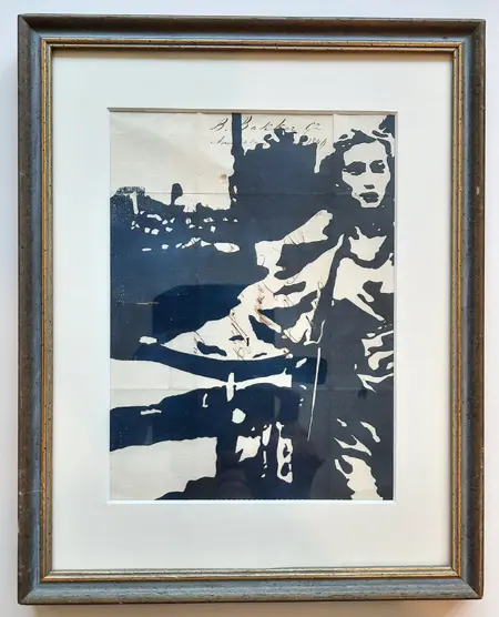 Edith Brouwer, Move on op oude brief, 235 euro, Linocut on old letter in vintage frame, 28,5x22,5 cm