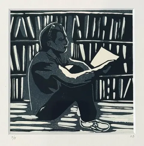 Edith Brouwer, Lezende man, 115 euro, Linocut on paper in frame with museum glass, 21,5x21,5 cm
