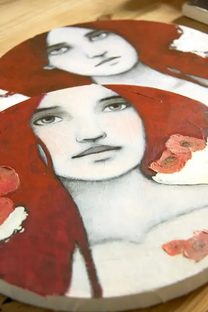 Karine Stader, Faux Semblants 2 en 2, Mixed media on canvas, 30 cm, €.360,-