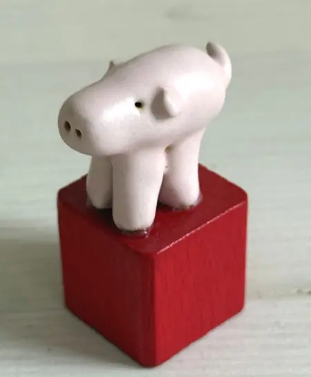 Kiki Demelinne, Spekkie, 45 euro, Ceramic, 5x3x4 cm