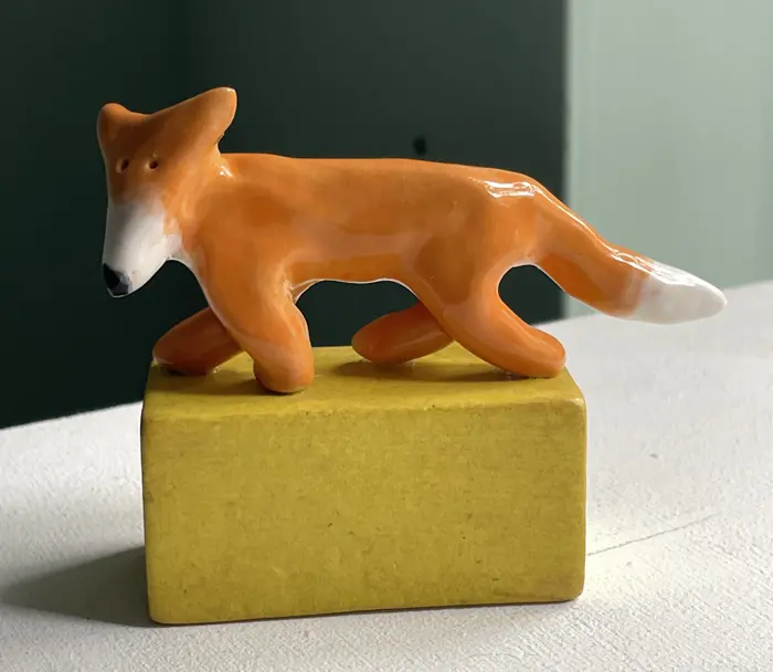Kiki Demelinne, Vossie, 50 euro, Ceramic, 8x9x3 cm