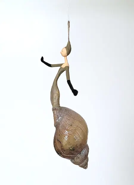 Linda Groen, Duindoorn, 150 euro, Mixed media with whelk shell, 14x12x5 cm