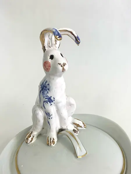 Marijke Janssen, Easter hare 2 on sugar pot, 250 euro, Ceramic on vintage sugar bowl, 20x25 cm