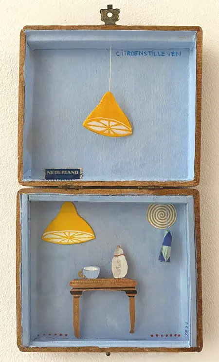 Tamar Rubinstein, Citroenstilleven, 125 euro, Mixed media in box, 20x11 cm