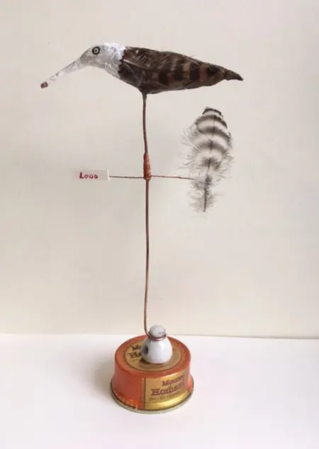 Tamar Rubinstein, Lood en Veertje Homard, Mixed media with paper maché and fish tin, 13x26 cm, €.95,-