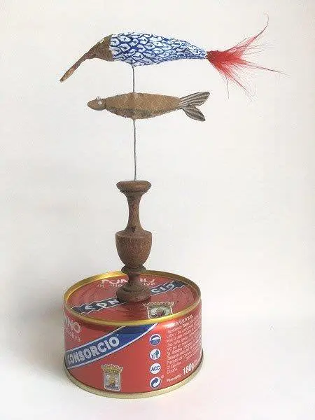 Tamar Rubinstein, Tonijnvogel,125 euro, Mixed media, 10x22 cm