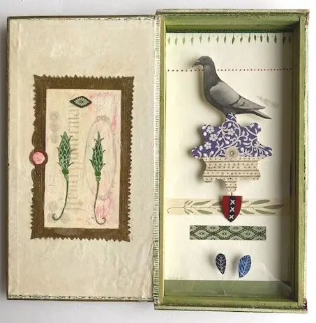 Tamar Rubinstein, Vredesduif, 185 euro, Mixed media in cigar box, 28x28x4 cm