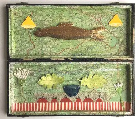 Tamar Rubinstein, Zalmforel, 180 euro, Mixed media in old cutlery box, 25x25 cm