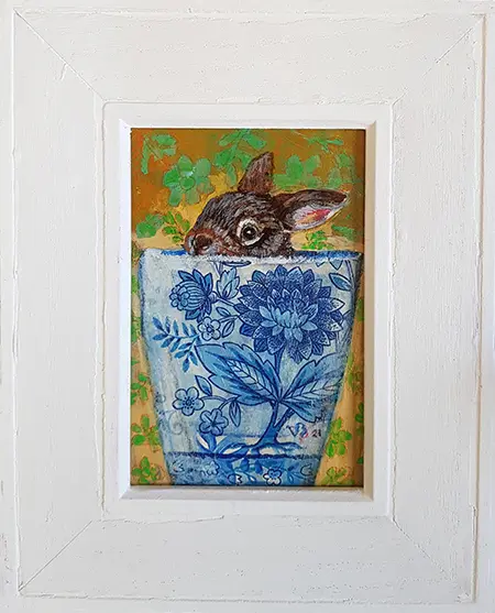 Vilma van den Berg, Haasje in kop, Acrylic on panel in ornamental frame, 14x10 cm, €.150,-