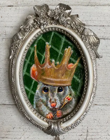 Vilma van den Berg, Mouse rules, Acrylic on wood in ornate frame, 12x9 cm, €.150,-